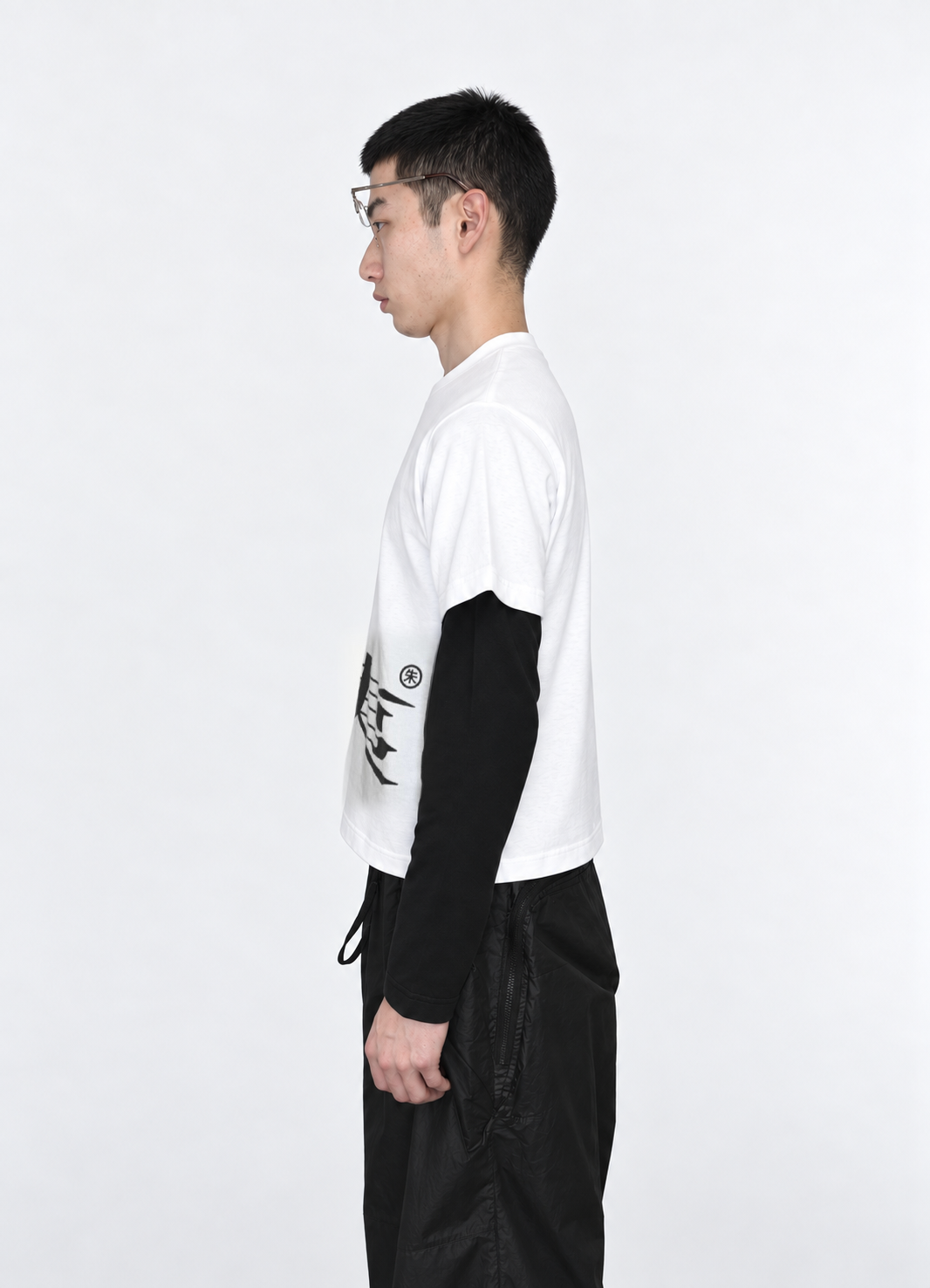 "阿姨" AW26 MERCH T-SHIRTS - WHITE
